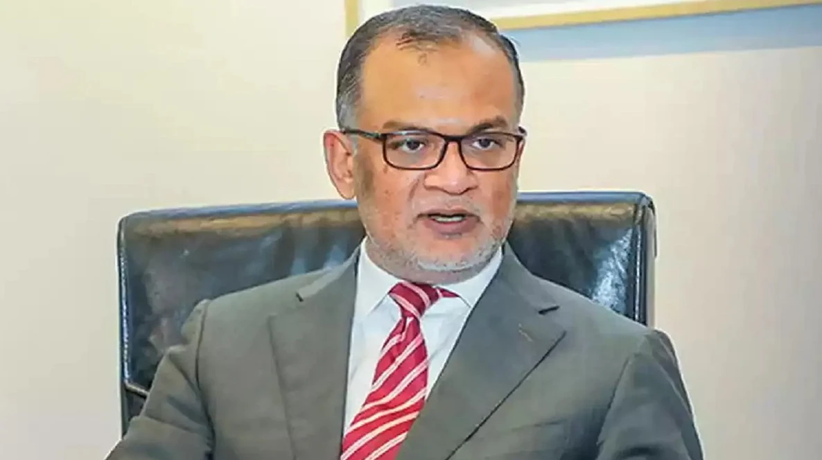 জুলাই হত্যা মামলা থেকে অব্যাহতি পেলেন বাণিজ্য উপদেষ্টা