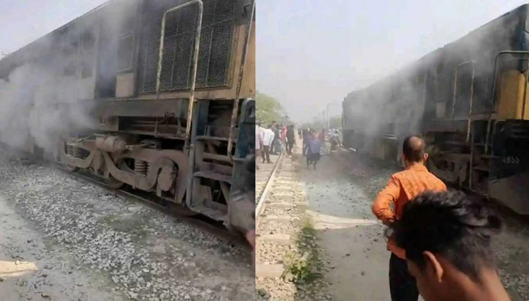 ময়মনসিংহে ট্রেনে আগুন, ময়মনসিংহ-নেত্রকোনা রুটে রেল চলাচল বন্ধ